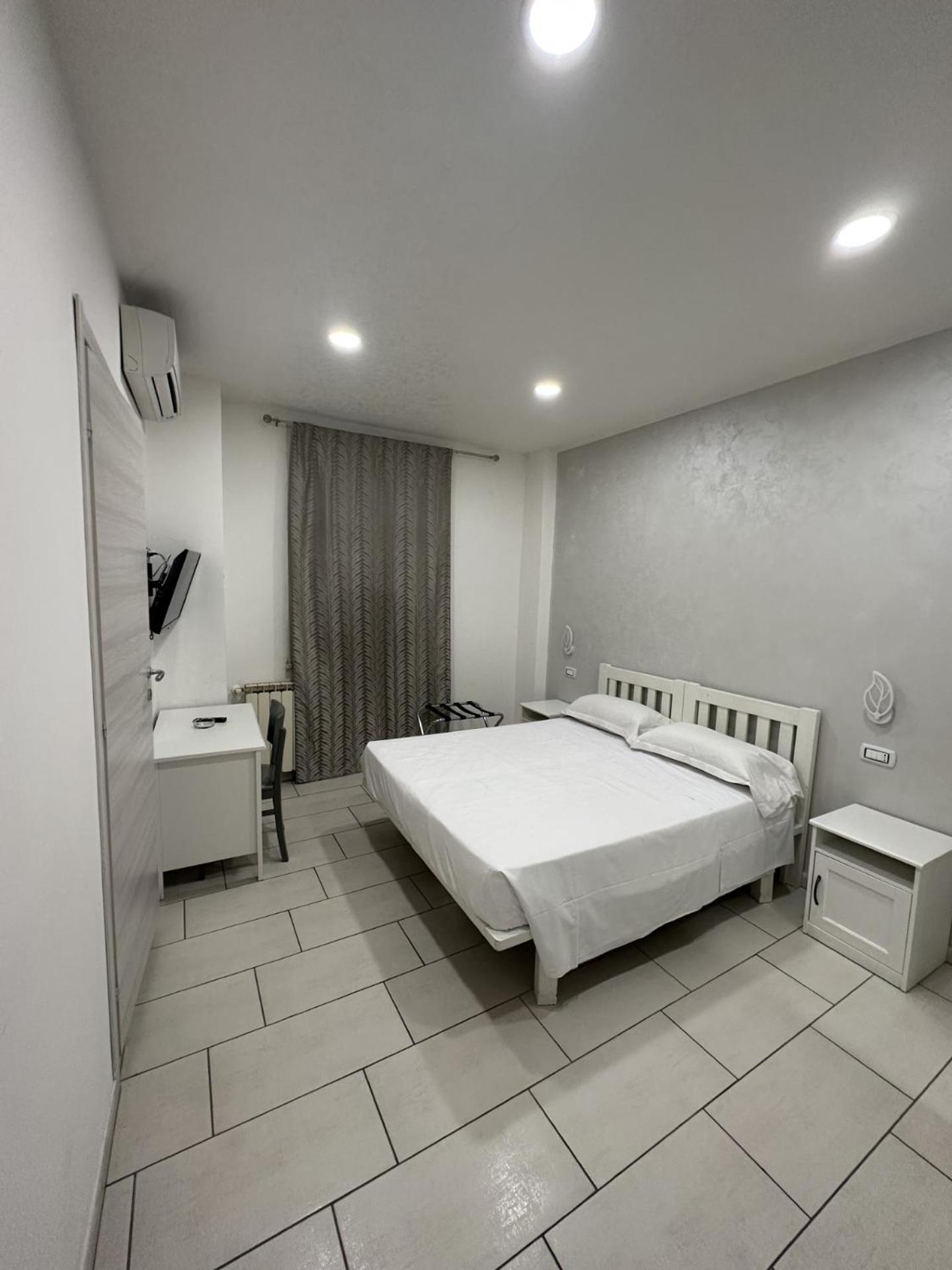 Hotel Le Rose Tivoli Terme Buitenkant foto